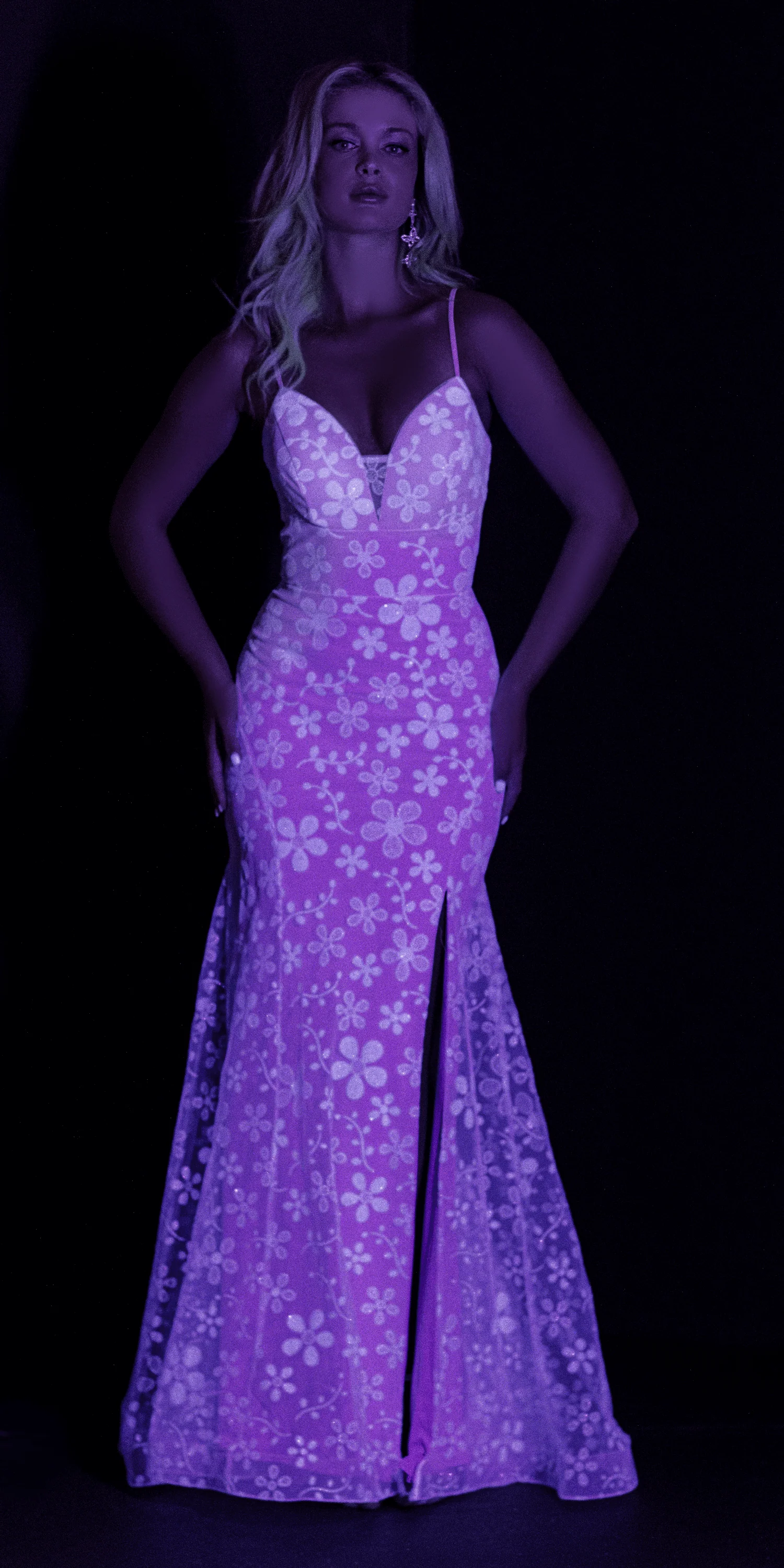 Glow in the Dark Plunging Mesh Glitter Daisy Trumpet Dress - Image 5