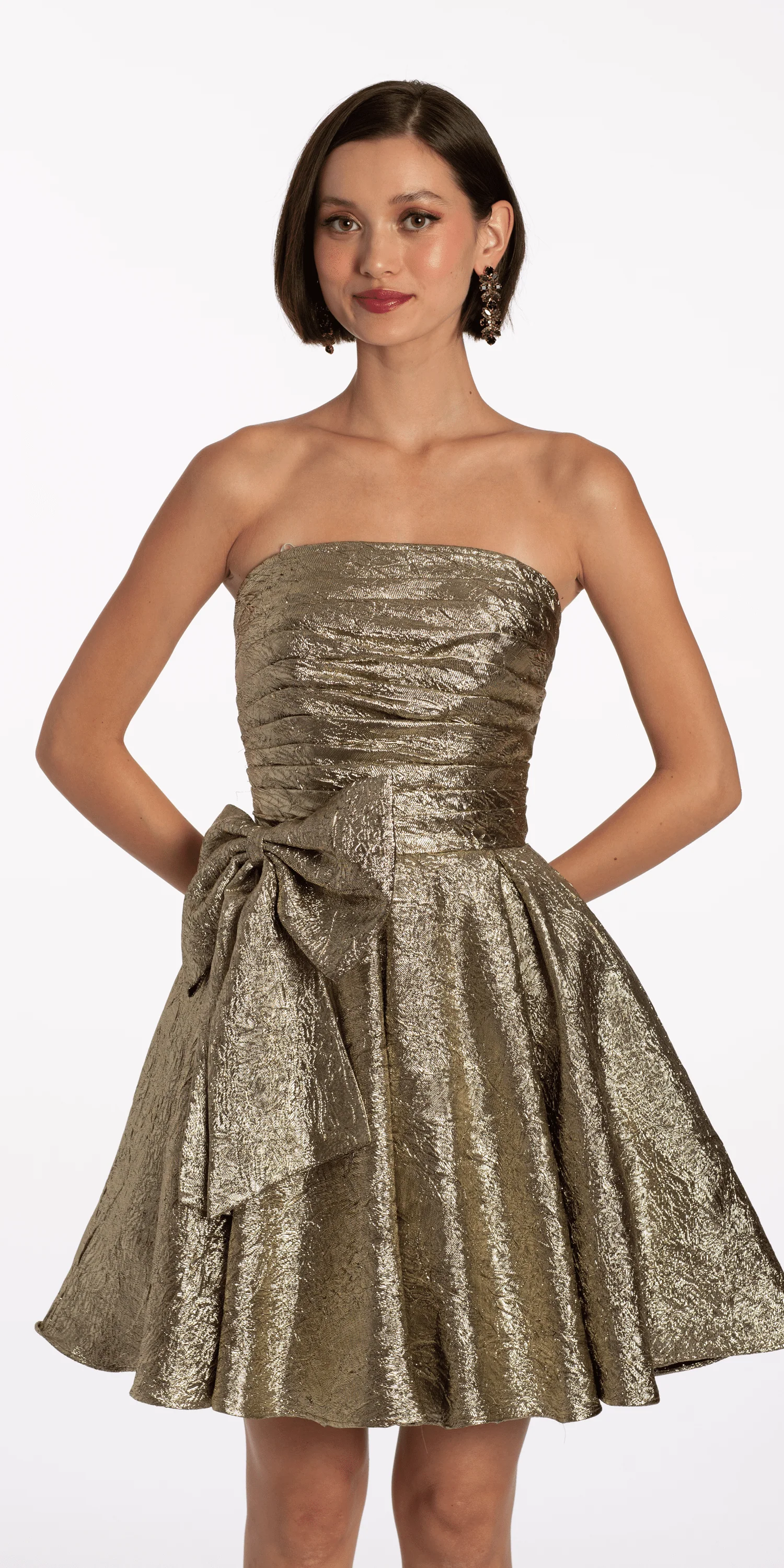 Metallic Crinkle Pleated Strapless Fit and Flare Dress with Bow - Image 3