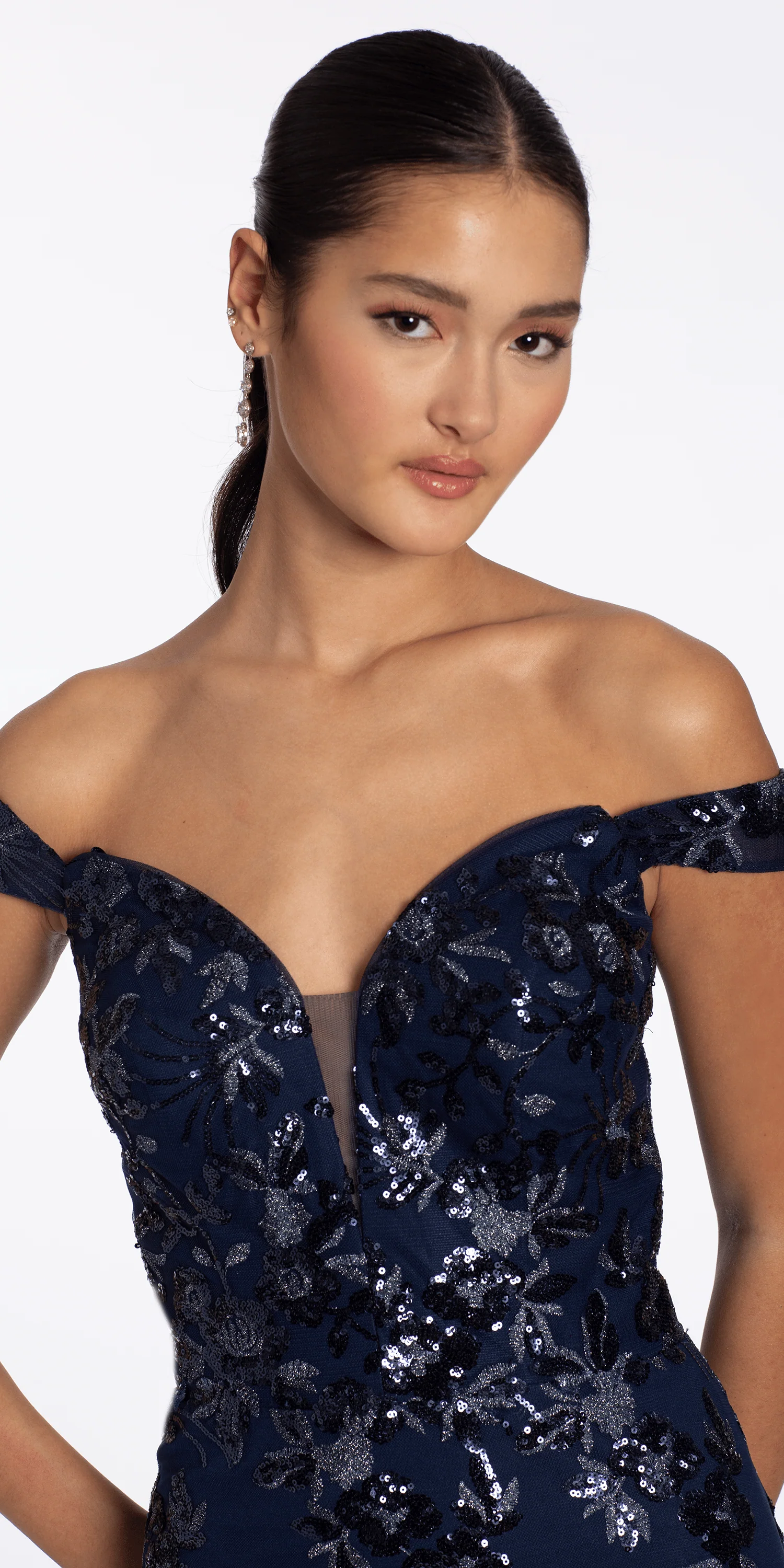 Sequin Embellished Mesh Off the Shoulder Mermaid Dress with Godets - Image 4