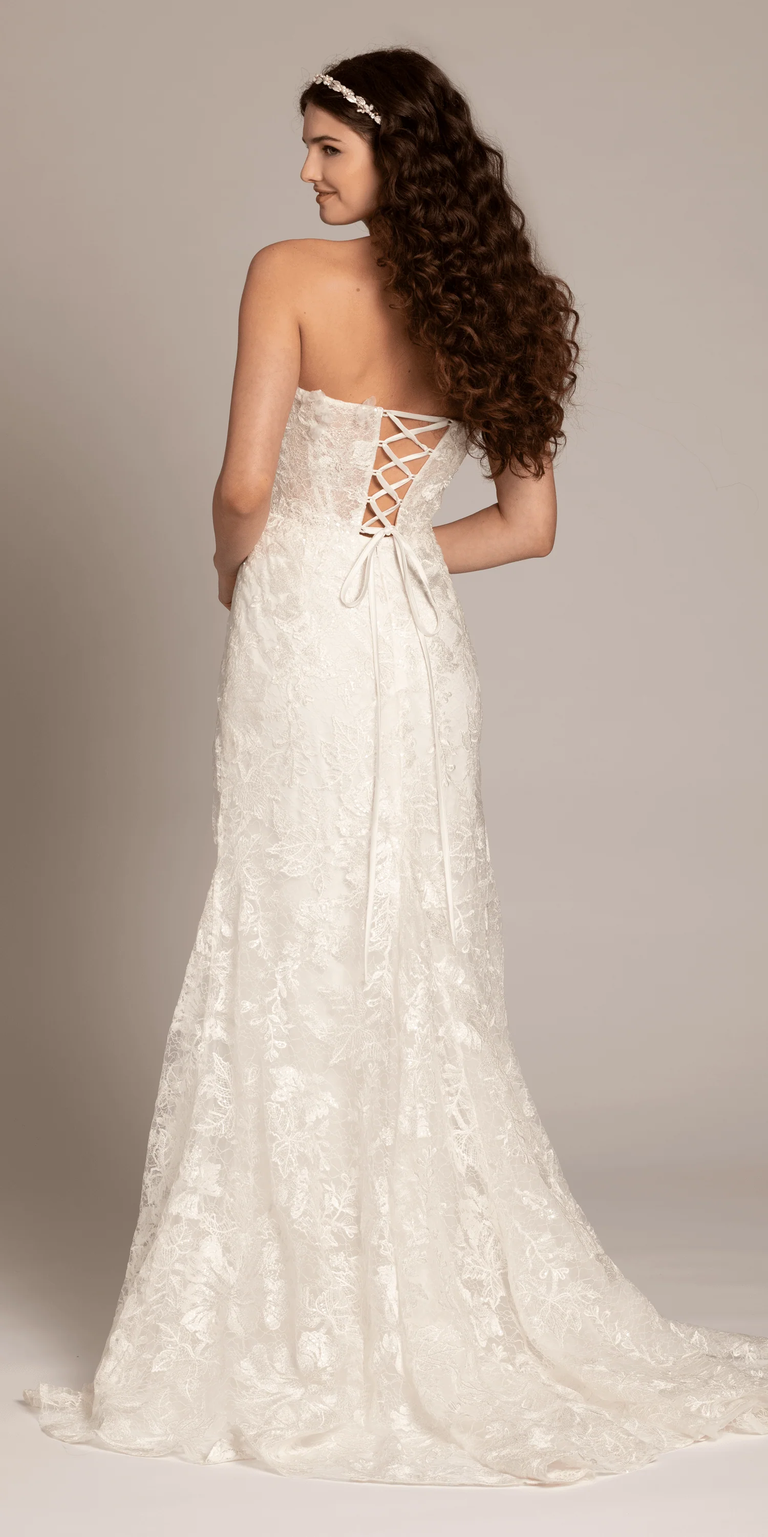 Sweetheart 3D Embellished Lace Corset Mermaid Dress - Image 7