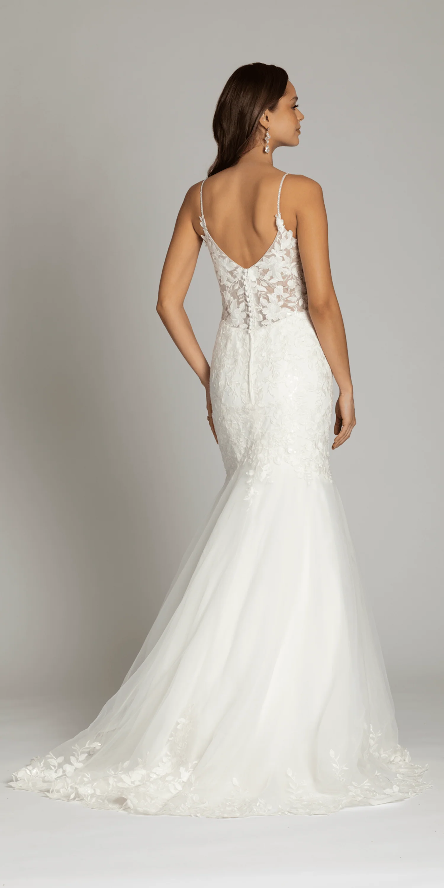 Sweetheart Plunge Tulle Mermaid Dress with Embroidered Border Hem. - Image 4